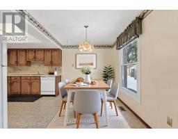 369 EVERGLADE CRESCENT - 13