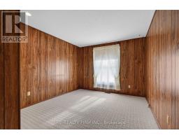 369 EVERGLADE CRESCENT - 21