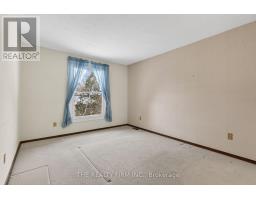 369 EVERGLADE CRESCENT - 23