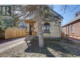 11 JOSEPHINE STREET - 2