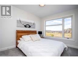 19 - 2700 BUROAK DRIVE - 18