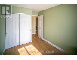 207 - 31 VICTORIA STREET - 12