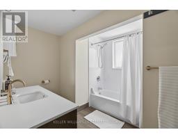 394 BEATTIE STREET - 19