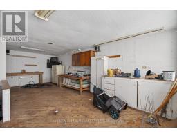 394 BEATTIE STREET - 35