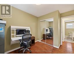 75 MENDIP CRESCENT - 17