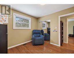 75 MENDIP CRESCENT - 20