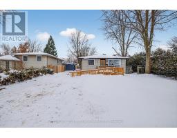 75 MENDIP CRESCENT - 39