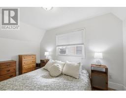 8 BELLEVUE AVENUE - 14