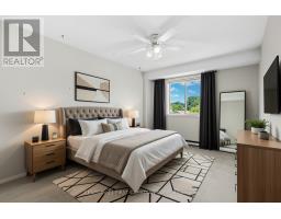 46 - 1096 JALNA BOULEVARD - 6