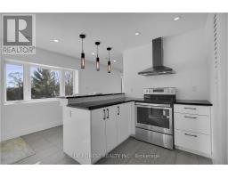 878 RIVERSIDE DRIVE - 37