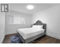 878 RIVERSIDE DRIVE - 39