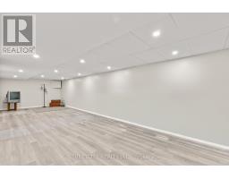 2632 CATHERINE STREET - 16