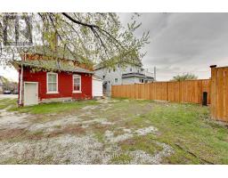 185 BROCK STREET N - 11