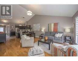 16 - 464 COMMISSIONERS ROAD W - 12