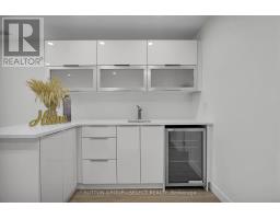 2080 WATEROAK DRIVE - 32