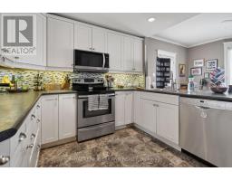 54 ELYSIAN STREET - 8