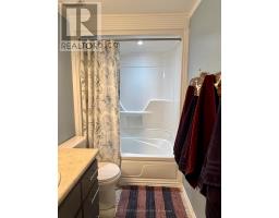 29 MAPLE GROVE COURT - 27