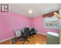 862 ASSINIBOINE CRESCENT - 21