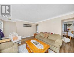 862 ASSINIBOINE CRESCENT - 8