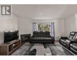 36 - 595 THIRD STREET - 11