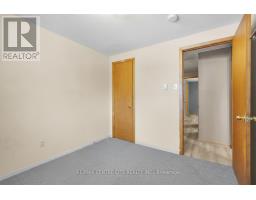 55 MOHEGAN CRESCENT - 21