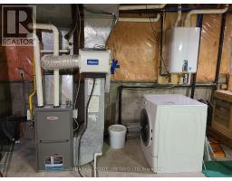 1622 JALNA BOULEVARD - 19