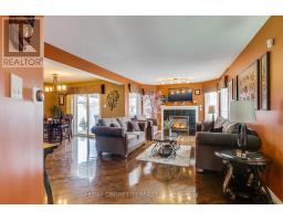 142 NAPOLEON DRIVE - 11