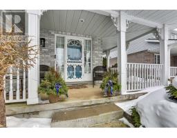 142 NAPOLEON DRIVE - 2