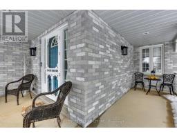 142 NAPOLEON DRIVE - 3