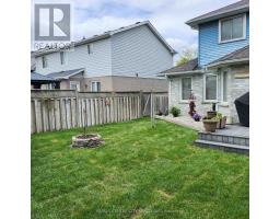 142 NAPOLEON DRIVE - 44