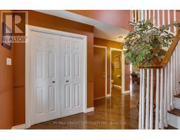 142 NAPOLEON DRIVE - 8