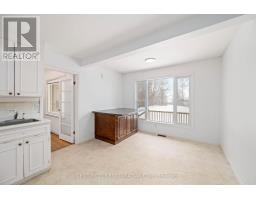 518 UPPER QUEEN STREET - 13