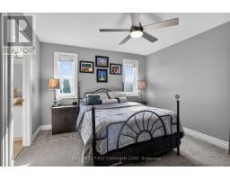 38 - 777 APRICOT DRIVE - 24