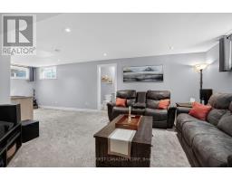 38 - 777 APRICOT DRIVE - 31