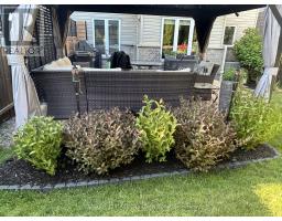 38 - 777 APRICOT DRIVE - 39