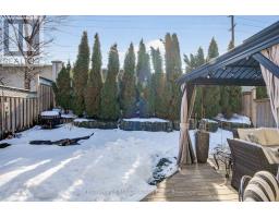 38 - 777 APRICOT DRIVE - 42