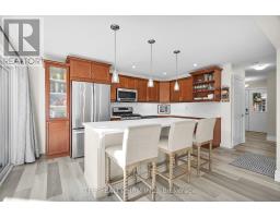 581 CLEARWATER CRESCENT - 11