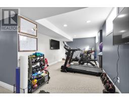 581 CLEARWATER CRESCENT - 28