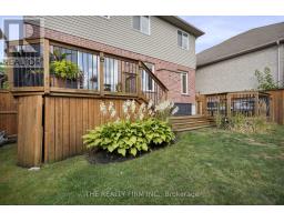 581 CLEARWATER CRESCENT - 37