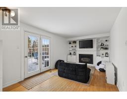 44 CUMBERLAND CRESCENT - 19