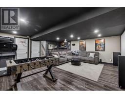 44 CUMBERLAND CRESCENT - 31