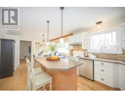 422 RIVERSIDE DRIVE - 21