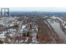 422 RIVERSIDE DRIVE - 3