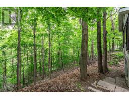 422 RIVERSIDE DRIVE - 34