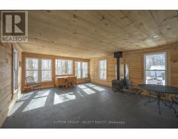 422 RIVERSIDE DRIVE - 42