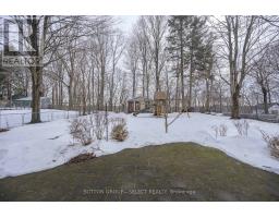 422 RIVERSIDE DRIVE - 5