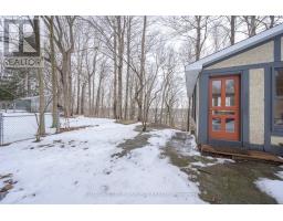 422 RIVERSIDE DRIVE - 7