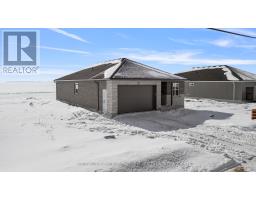 115 VICTORIA AVENUE - 19