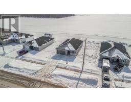 115 VICTORIA AVENUE - 20