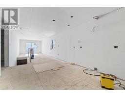 115 VICTORIA AVENUE - 3